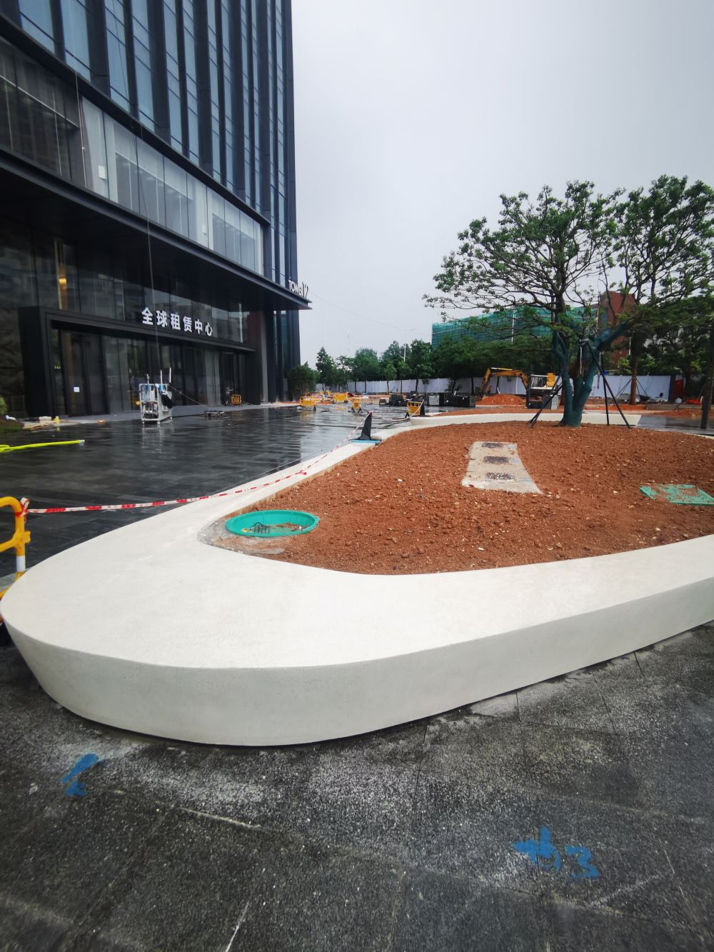 Terrazzo Outdoor Tree Pool Seating - Shenzhen Bantian Project 坂田乐荟中心