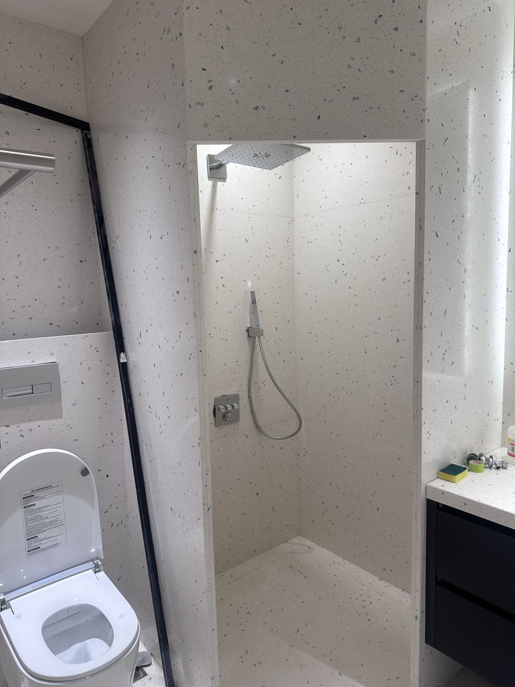 Sakata Surgical Villa-Terrazzo wall+staircase+micro cement